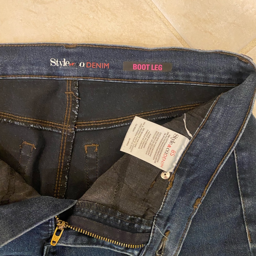 Women’s Style & Co. Denim Boot Cut Jeans. Sz 8 short.